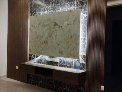 Willy's Furniture world interior designer